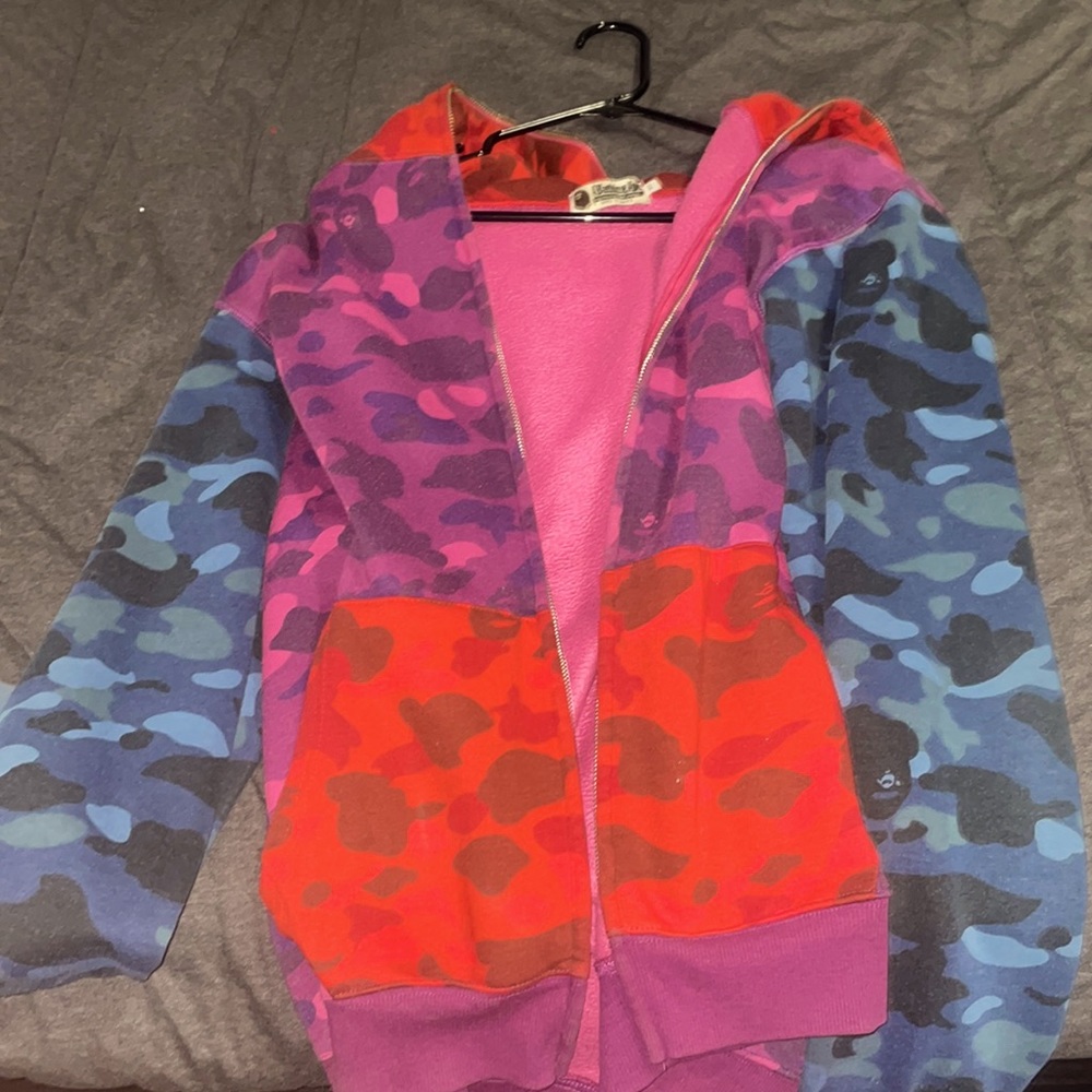 COPY - XXL WG red/blue/purple bape hoodie. Fits Large-XL
